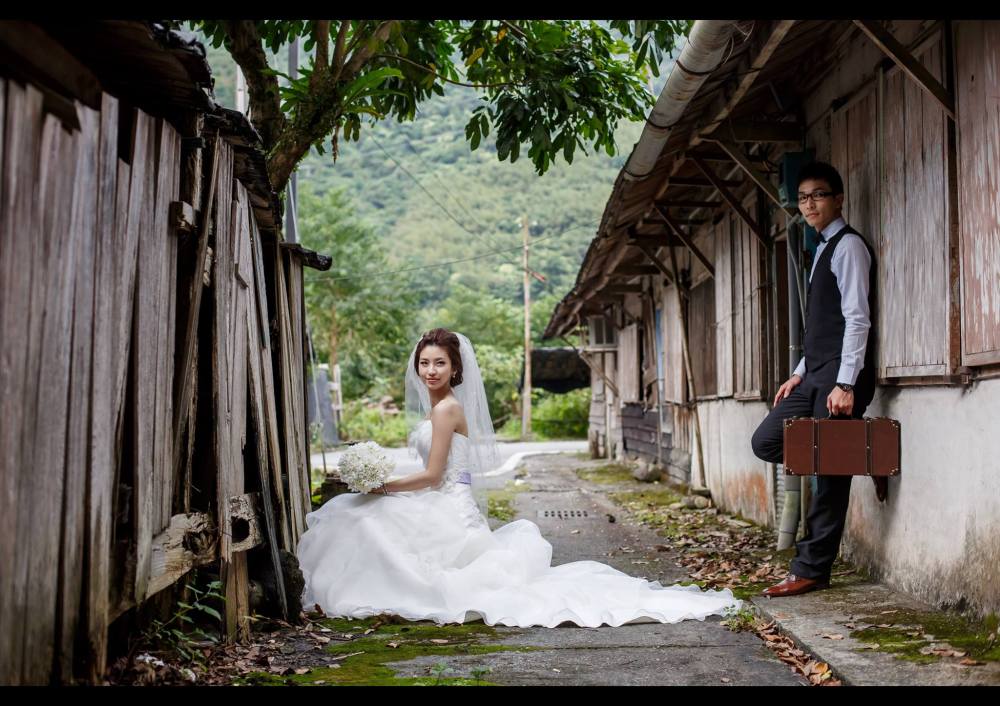 886486_696964456989374_1583072888_o